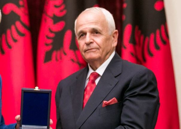 “DO NA MUNGOSH PËRJETË”/ Diplomati Bashkim Zeneli u nda nga jeta një ditë më parë, familja njofton homazhet, të hënën në Kuvend