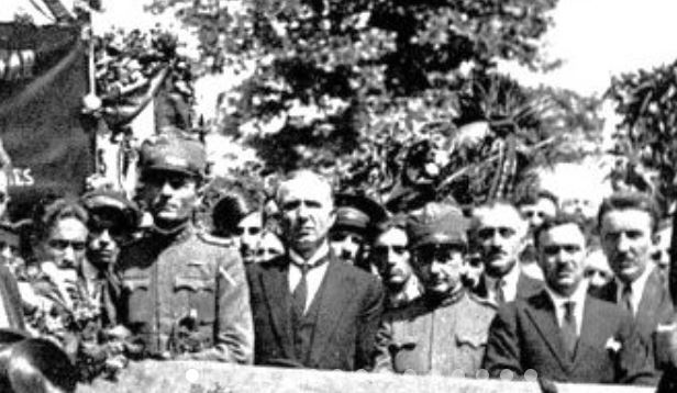 DOSSIER/ Biografia e panjohur e Enver Hoxhës e vitit 1969: Ali Kelmendi në Gjirokastër u takua me shokun Enver, tek i cili shihte një marksist-leninist të vendosur dhe të pjekur…