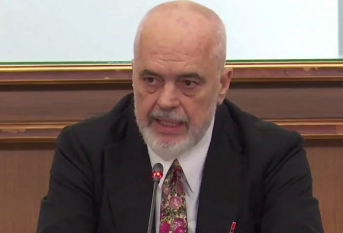 “ATA ME KAPUÇ, DO T’I NDJEKIM KËMBA KËMBËS”/ Rama: Kujtuan se u bë deti kos