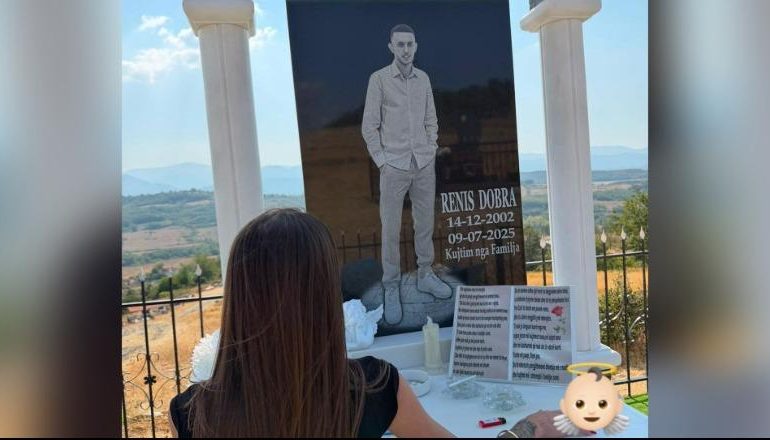 SPAK ZBARDHI VRASJEN/ Postimi drithërues i motrës së Renis Dobrës: Ti ishe vëllai im i vetëm, zemra ime ende të pret
