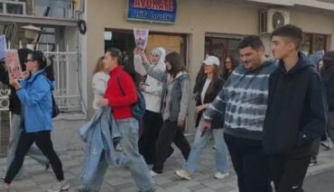 PROTESTA/ Bojkotohet mësimi në Fakultetin e Bujqësisë në Korçë, studentët në mbështetje të protestës në Tiranë