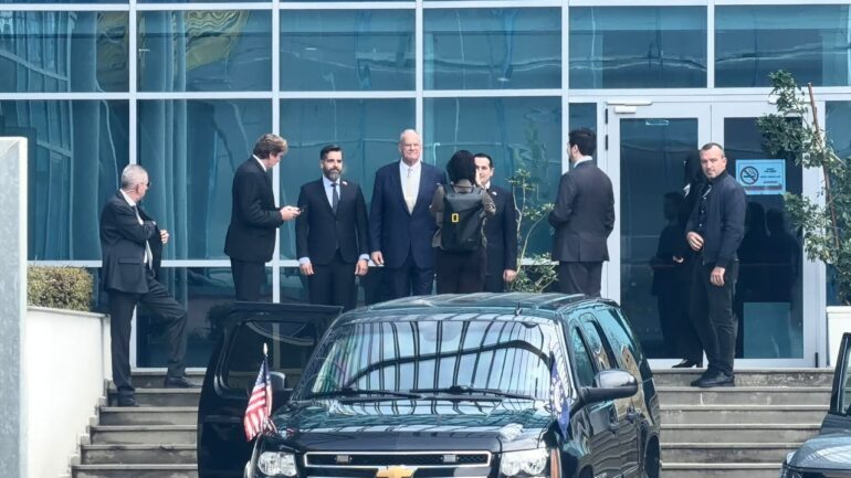 FOTOLAJM/ Ambasadori amerikan, Eric Wendt takon kreun e SPAK, Klodian Braho dhe drejtuesin e BKH